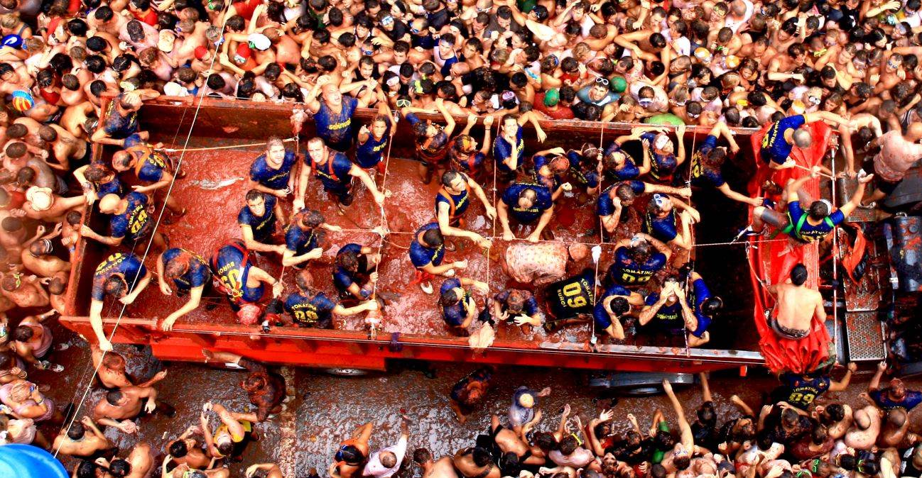 La Tomatina Festival Spain – Why La Tomatina is Celebrated?